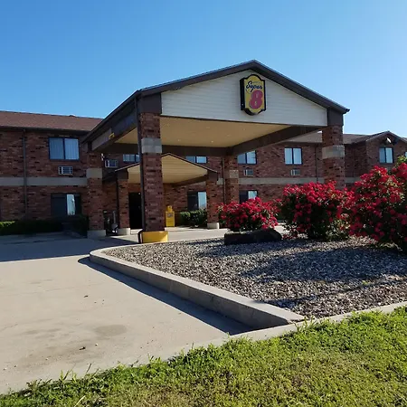 Super 8 By Wyndham Independence Ks-2