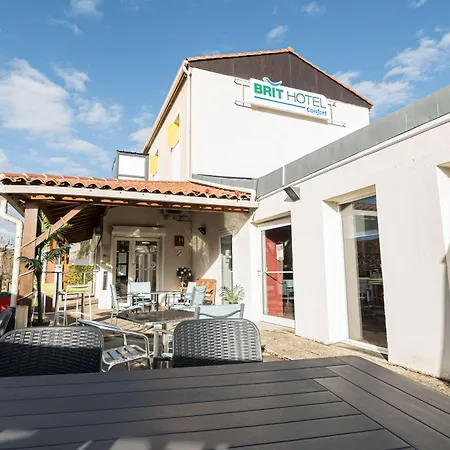 Brit Hotel Confort Foix-3