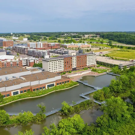 Hyatt Regency Coralville-2