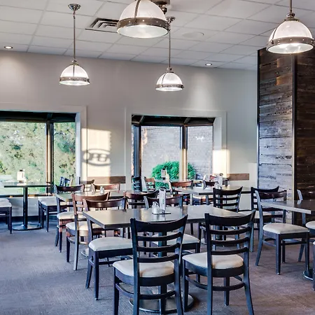 Heritage Inn Hotel & Convention Centre - Taber-3