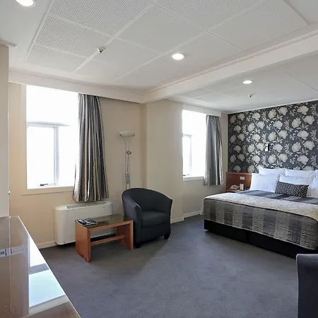 Kelvin Hotel-2