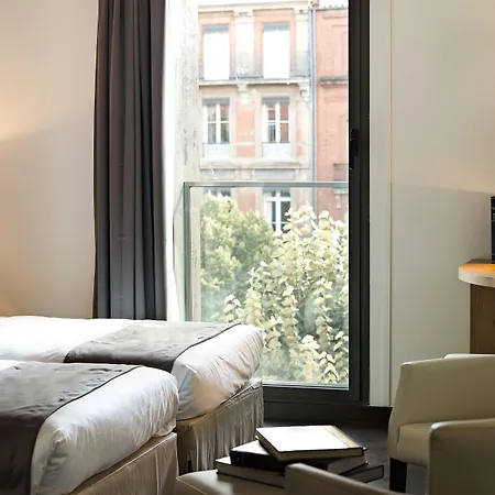 Hotel Le Pere Leon-3