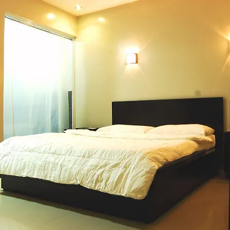 Rumi Apartelle Hotel-2