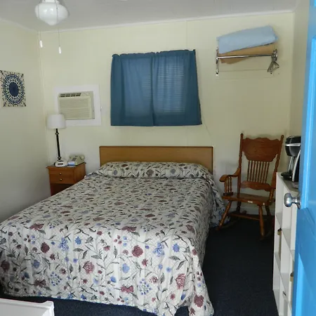 Belle Isle Motel-2