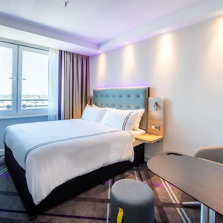 Premier Inn Koeln City Sued-2