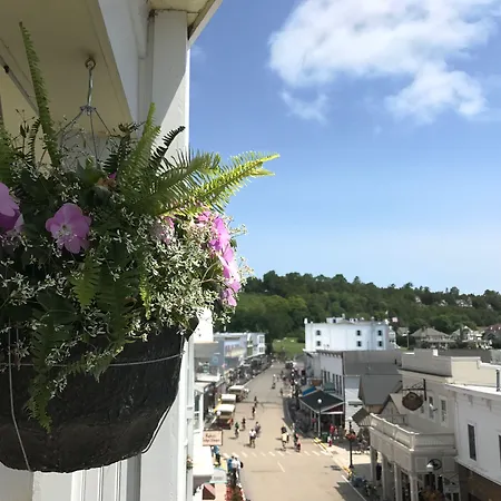 Lilac Tree Suites-2