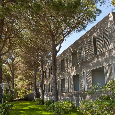 Hôtel&Lodges Moby Dick-3