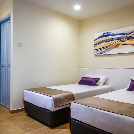 Hotel 81 Cosy-2