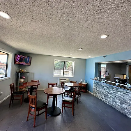 American Inn-Alexander City-3