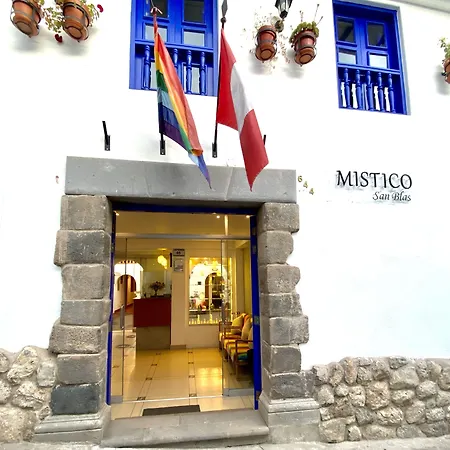Mistico San Blas Boutique-2