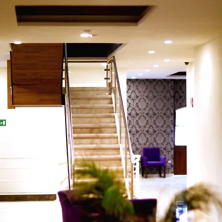 Hotel Leones-3