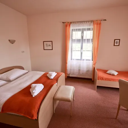 Hotel Paradies-3