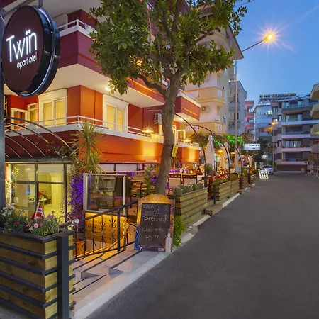 Twin Apart Hotel-3