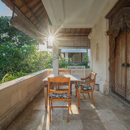 Honeymoon Guesthouse-3