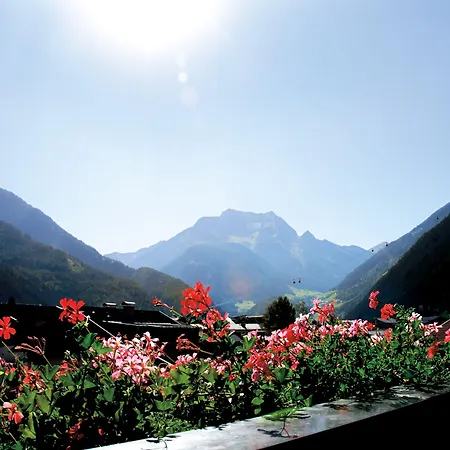Alpine Hideaway Zillertalerhof-2