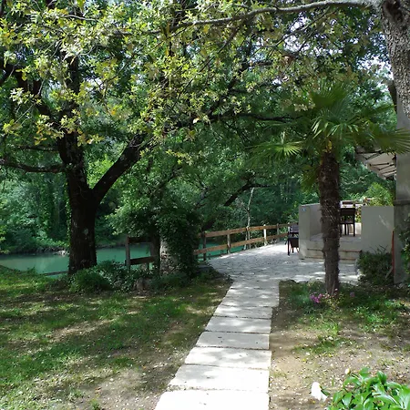 La Magnanerie d'Hôtes ,le jardin secret-2
