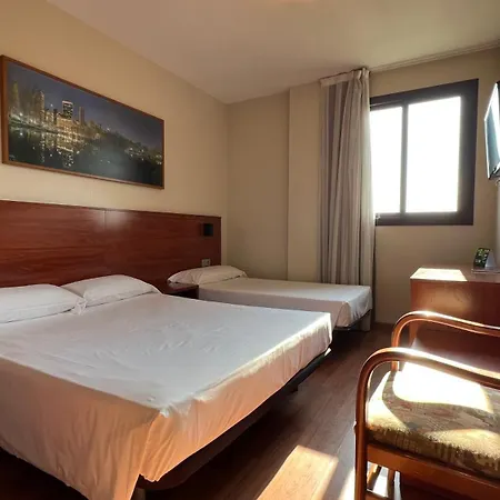 B&B Hotel Tarragona Reus-3