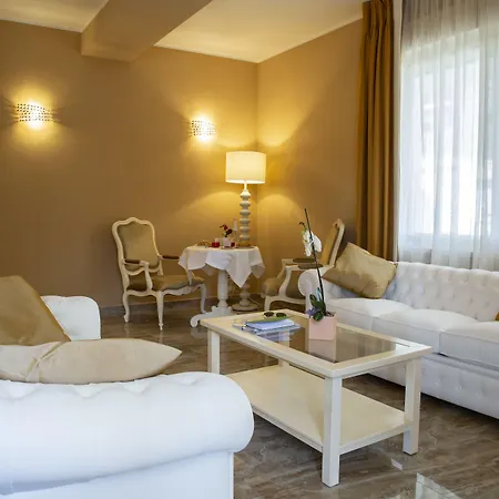 Aurum Suites-3