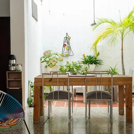 Mango Biche - House-2
