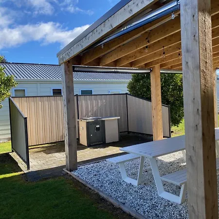 Parklands Motel & Apartments Te Anau-2