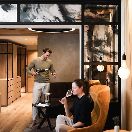 VALARA - Alpine Art Hotel-3