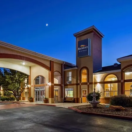 Baymont By Wyndham Lubbock-2