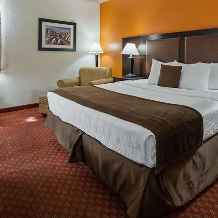 Baymont By Wyndham Lubbock-3
