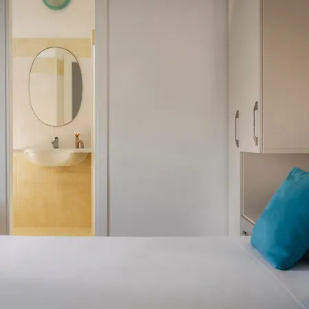 Hotel Caravel B&B-2