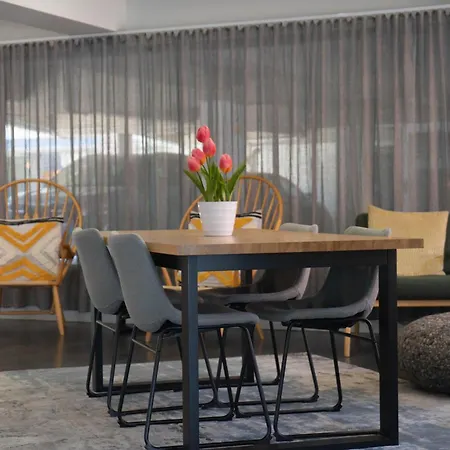 Cosmopolitan Hotel And Apartments-2