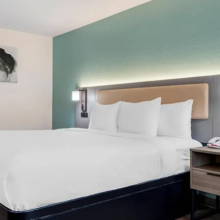 Comfort Inn Sea World Area-3