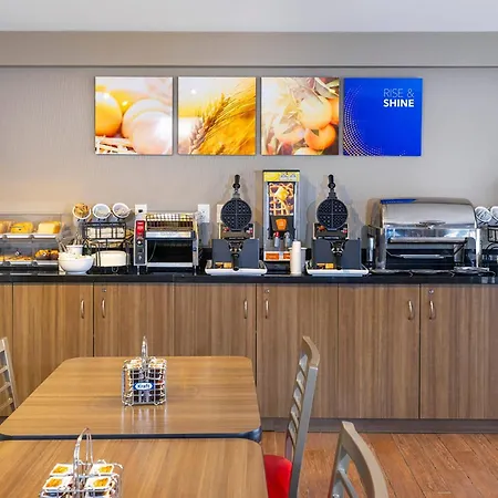 Comfort Inn Alma - Lac-Saint-Jean-3