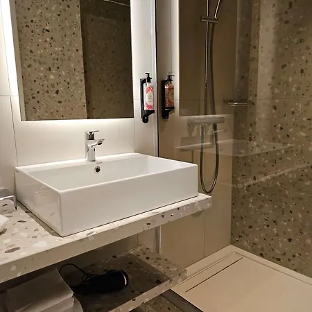 Aparthotel Adagio Geneve Mont-Blanc-2