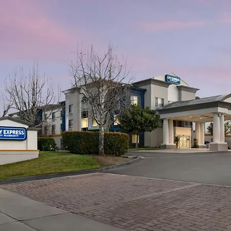 City Express By Marriott Rancho Cucamonga-3