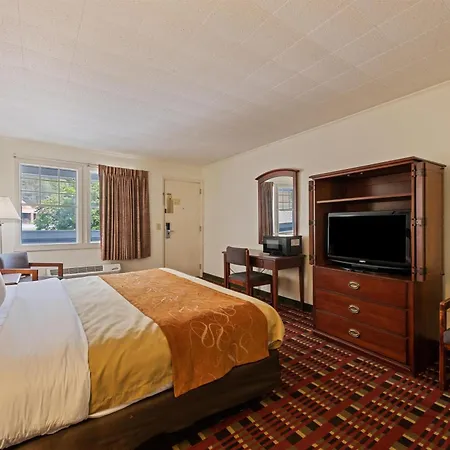 Surestay By Best Western Cherokee On The River-2