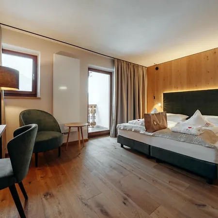 Alpin & Vital Hotel La Perla-2