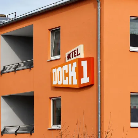 Dock1-3