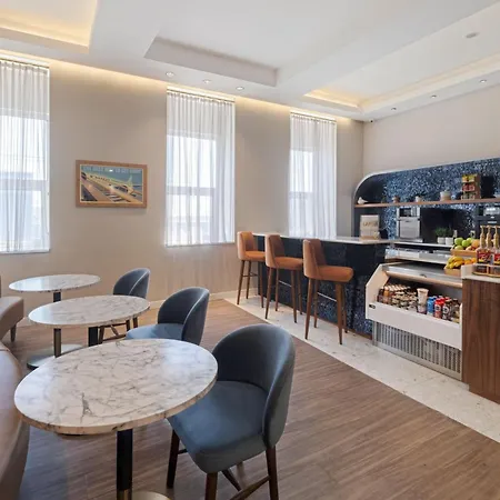 voco Fiorello - LaGuardia Airport by IHG-3