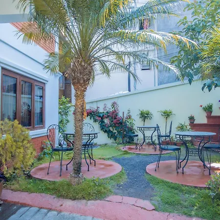 Avalon House-2