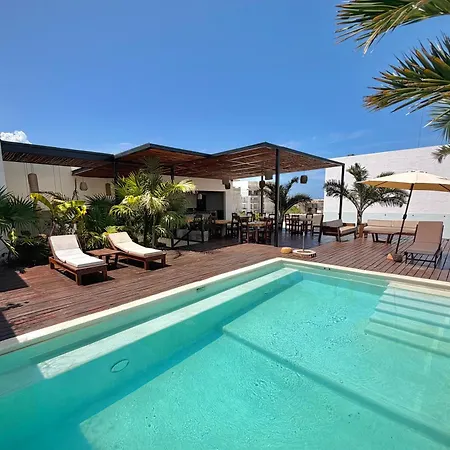 Ah Xok suites 5a Avenida-2