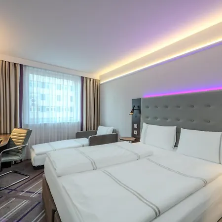 Premier Inn Hamburg City Hammerbrook-2