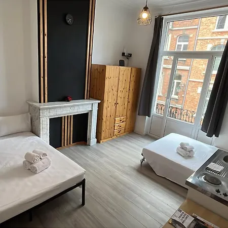 European District Hostel-3