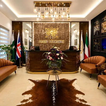 Grand Berkshire Signature Hotel Operated By Berkshire Hotels & Resorts Uk-3