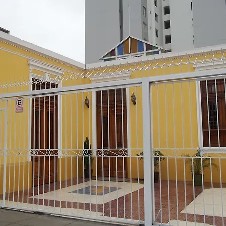 Residencial Miraflores B&B-2