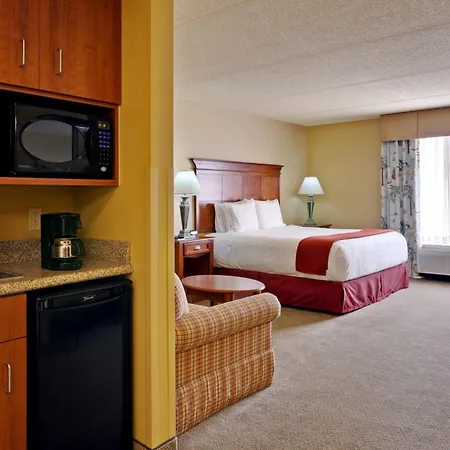 Holiday Inn Express & Suites Bloomington By Ihg-2