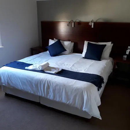 The Vic Hotel-2