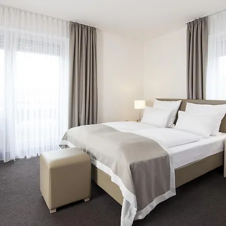 Hotel Senator München-3