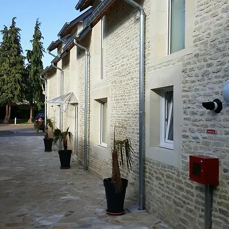 Hotel De La Gare-2
