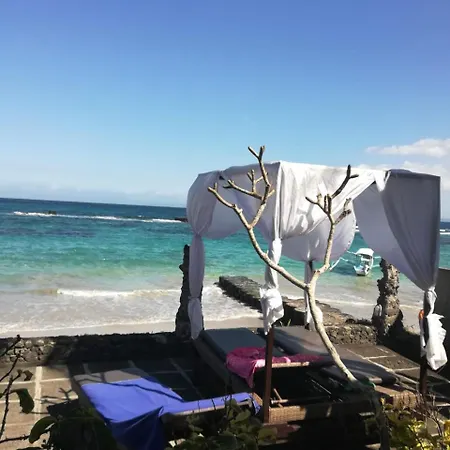 Anom Beach Hotel-2