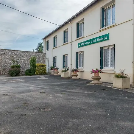 Hotel Du Cygne De La Croix Blanche-3