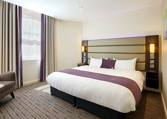 Premier Inn Honiton